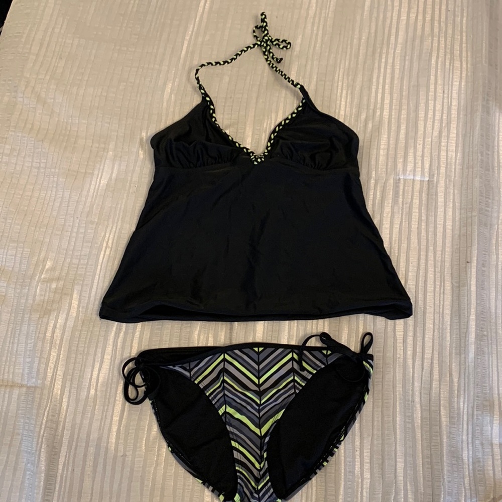 Tankini, size large. Top & bottom.